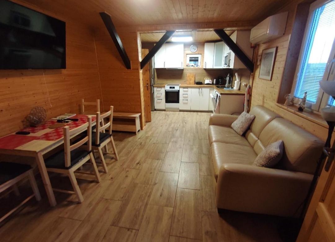 Apartmanova Chata Secanda S Bazenem, U Secske Prehrady Exterior photo