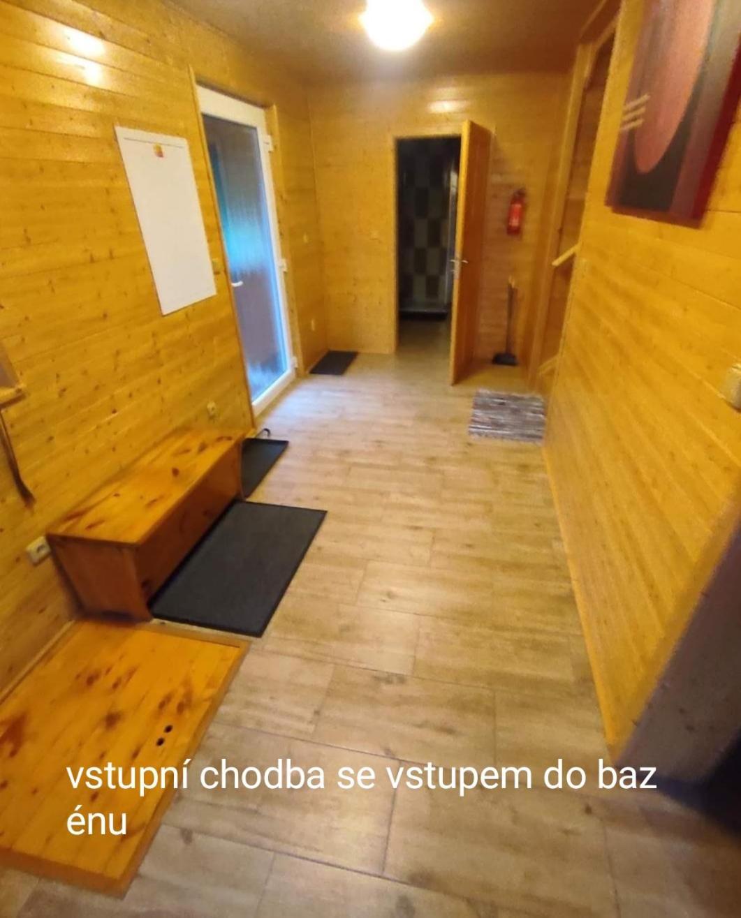 Apartmanova Chata Secanda S Bazenem, U Secske Prehrady Exterior photo
